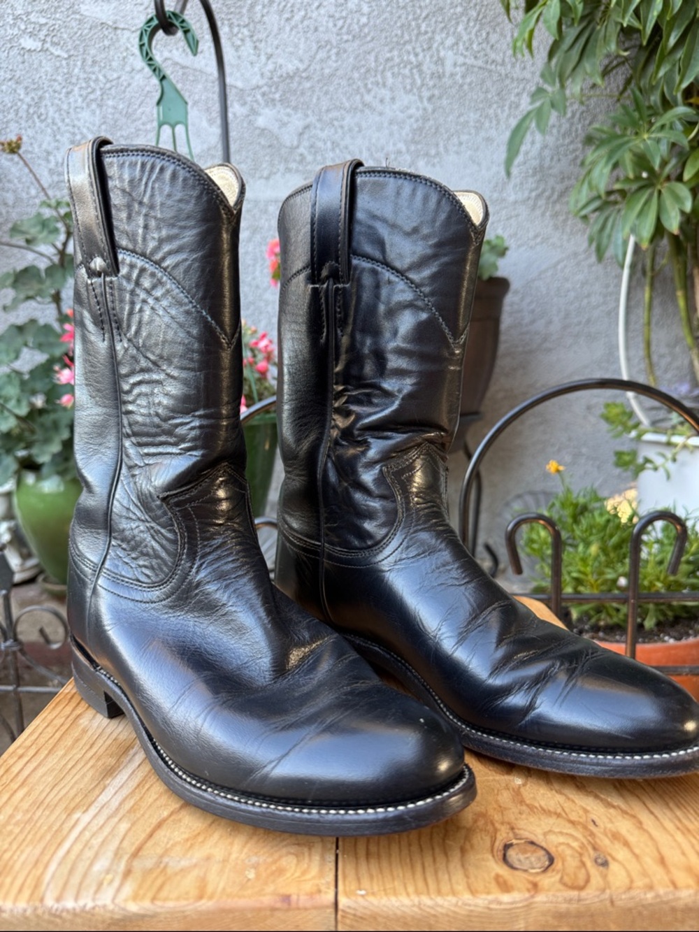 Vtg JUSTIN BOOTS Women Size 61/2B Black Leather